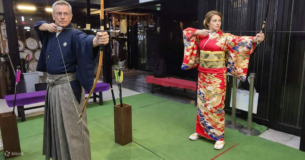 京都の特色ある伝統文化体験】祇園武士弓道体験 または 伏見の百年続く